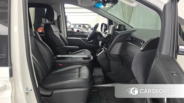 Hyundai Staria 2021 Белый из Кореи, фото 2