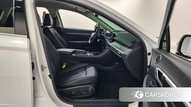 Hyundai Sonata D Edge (DN8) 2023 Белый из Кореи, фото 2