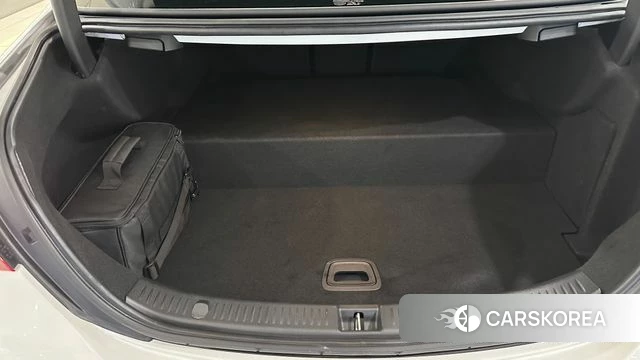 Mercedes-Benz E-Class W213 2022 Белый из Кореи, фото 2