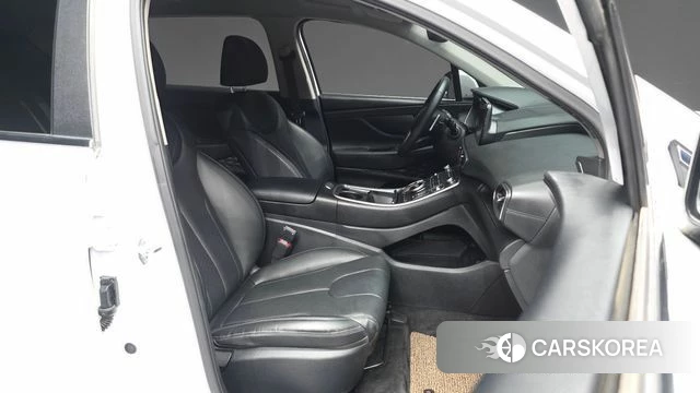 Hyundai The New Santa Fe 2021 Белый из Кореи, фото 2
