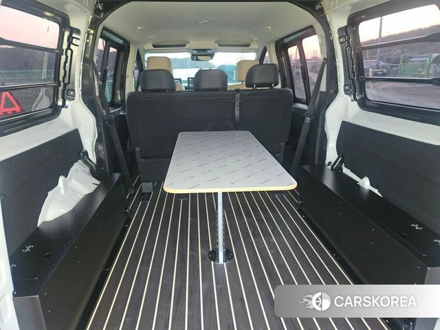 Hyundai The New Staria 2026 Белый из Кореи, фото 2