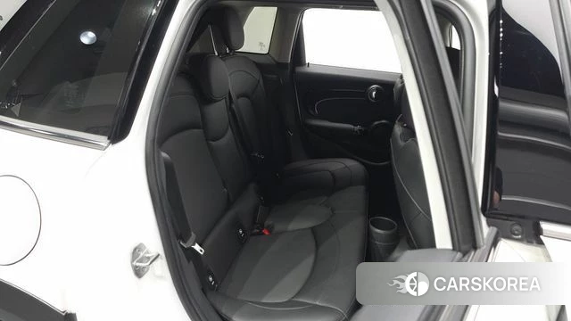 Mini Cooper 2023 Белый из Кореи, фото 2