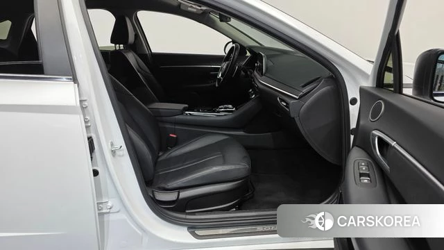 Hyundai Sonata (DN8) 2019 Белый из Кореи, фото 2