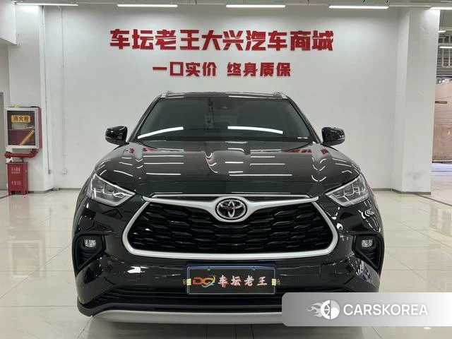 Toyota Highlander 2025 Черный из Китая, фото 2