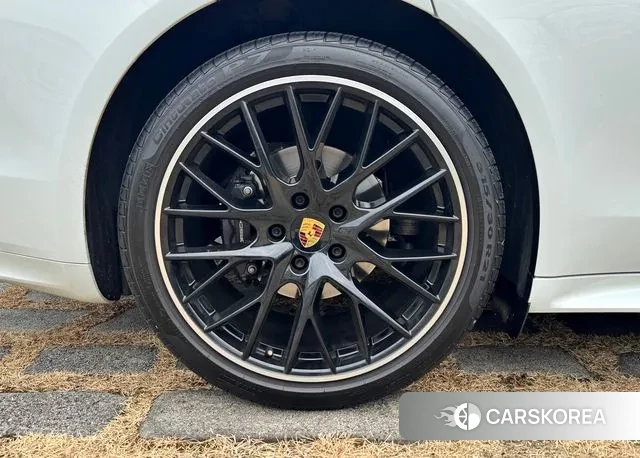 Porsche Panamera (971) 2020 Белый из Кореи, фото 2