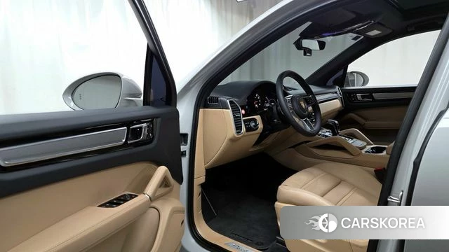 Porsche Cayenne (PO536) 2022 Серебристо-серый из Кореи, фото 2