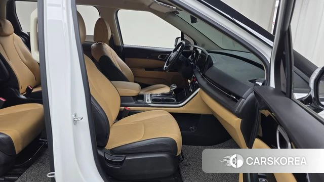 Kia Carnival 4th generation 2021 Белый из Кореи, фото 2