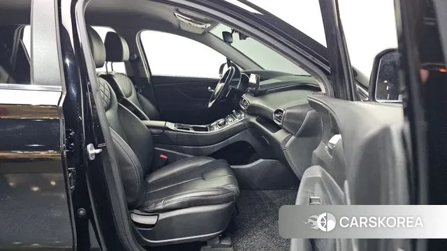 Hyundai The New Santa Fe 2021 Черный из Кореи, фото 2