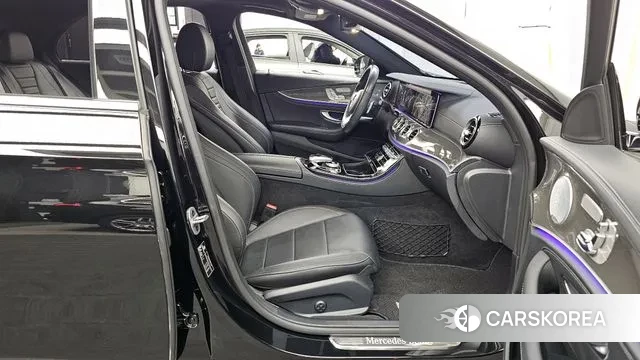 Mercedes-Benz E-Class W213 2019 Черный из Кореи, фото 2