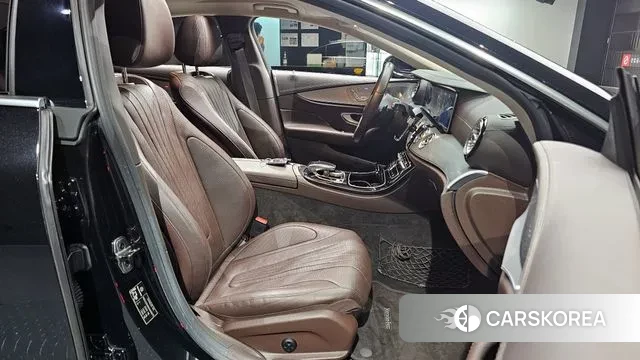 Mercedes-Benz CLS-Class C257 2018 Черный из Кореи, фото 2