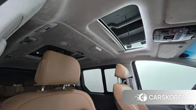 Hyundai Staria 2025 Черный из Кореи, фото 2