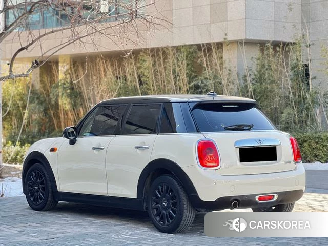 MINI Unknown 2018 Белый из Китая, фото 2