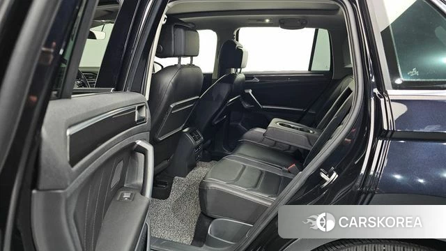 Volkswagen Tiguan second Generation 2019 Черный из Кореи, фото 2