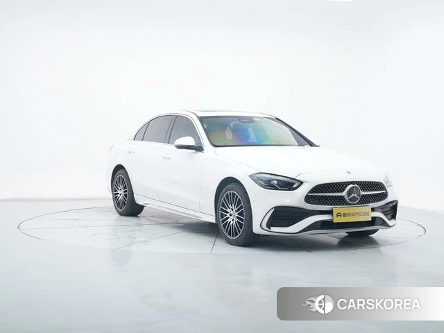 Mercedes-Benz Class C 2023 Белый из Китая, фото 2