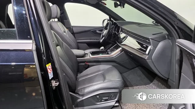 Audi Q7 (4M) 2021 Черный из Кореи, фото 2