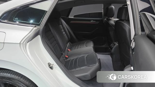 Volkswagen Arteon 2019 Белый из Кореи, фото 2