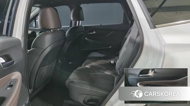 Hyundai The New Santa Fe 2023 Белый из Кореи, фото 2