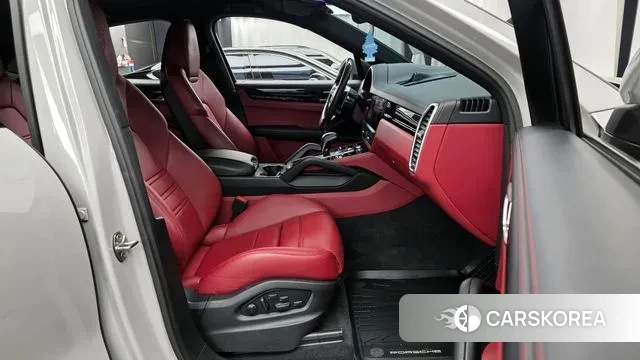 Porsche Cayenne (PO536) 2022 Серебряный из Кореи, фото 2