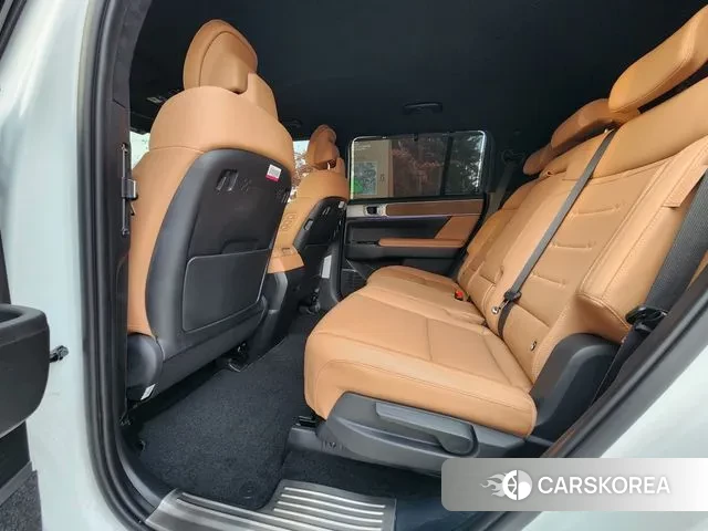 Hyundai Santa Fe (MX5) 2023 Белый из Кореи, фото 2