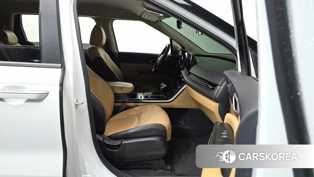 Kia Carnival 4th generation 2021 Белый из Кореи, фото 2