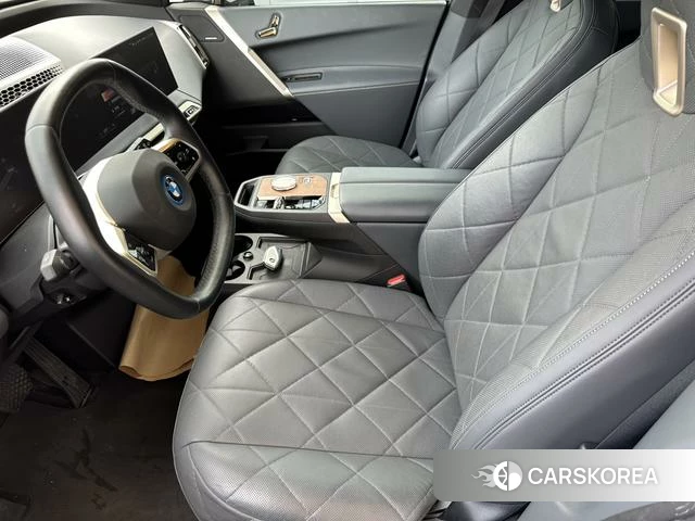 BMW iX 2023 Темно-серый из Китая, фото 2
