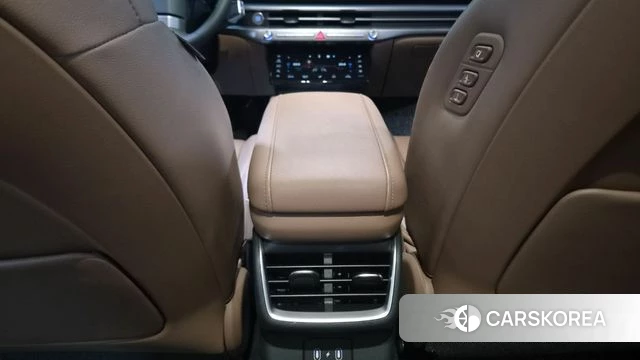 Hyundai Grandeur Hybrid (GN7) 2023 Белый из Кореи, фото 2