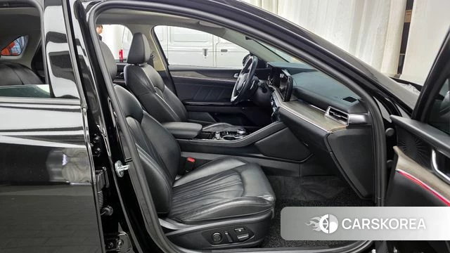 Kia K5 3rd generation 2021 Черный из Кореи, фото 2