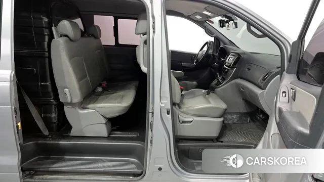 Hyundai The New Grand Starex 2018 Серебряный из Кореи, фото 2