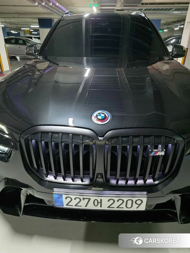 BMW X7 (G07) 2023 Черный из Кореи, фото 2