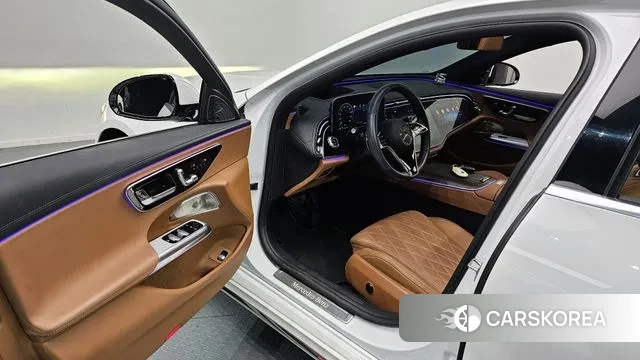 Mercedes-Benz E-Class W214 2024 Белый из Кореи, фото 2