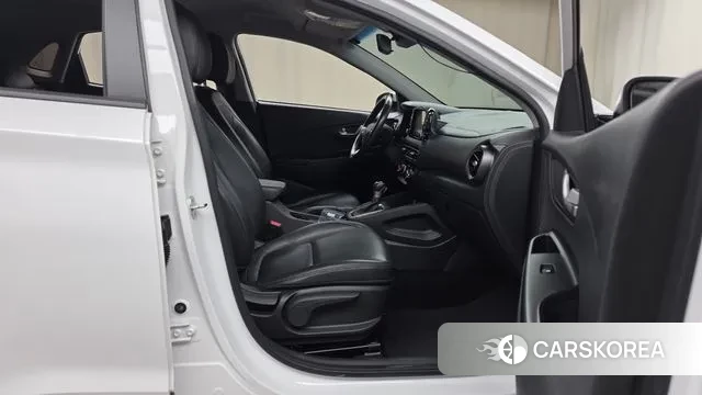 Hyundai The New Kona 2021 Белый из Кореи, фото 2