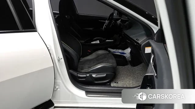 Kia EV6 2023 Белый из Кореи, фото 2