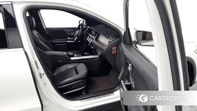 Mercedes-Benz GLA - Class H247 2021 Белый из Кореи, фото 2