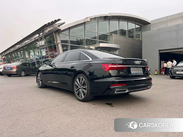 Audi A6L 2021 Черный из Китая, фото 2