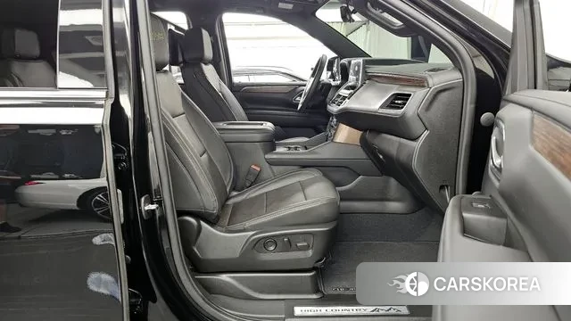 Chevrolet (GM Daewoo) Tahoe 2023 Черный из Кореи, фото 2