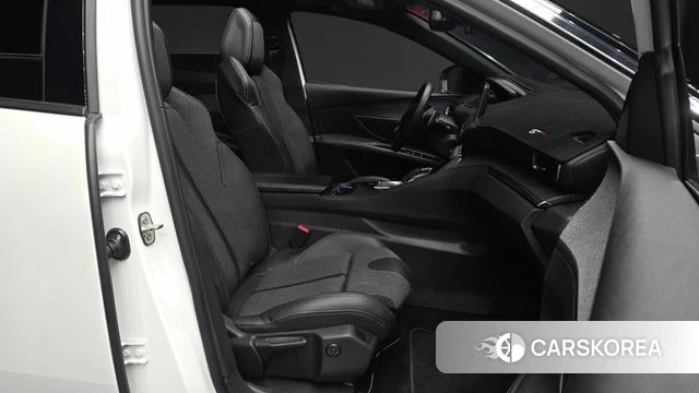 Peugeot 3008 second generation 2018 Белый из Кореи, фото 2