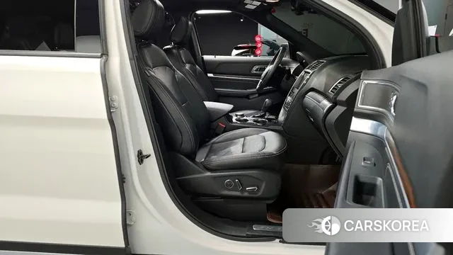 Ford Explorer 2018 Белый из Кореи, фото 2