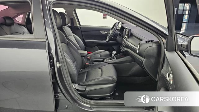 Kia Come New K3 2018 Серый из Кореи, фото 2
