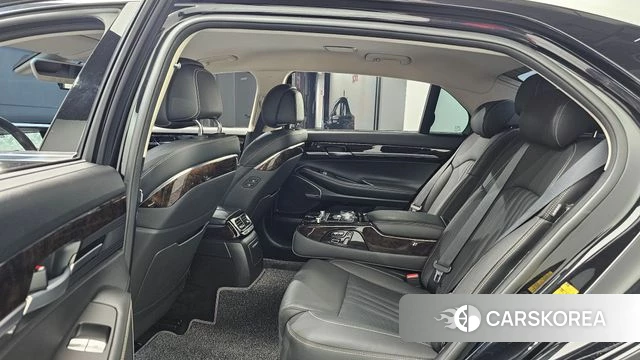Genesis G90 2021 Черный из Кореи, фото 2