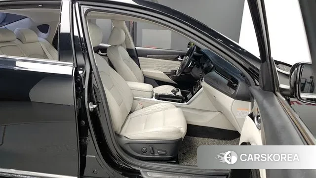 Kia K7 Premier Hybrid 2020 Черный из Кореи, фото 2