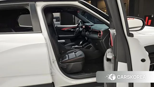 Chevrolet (GM Daewoo) The New Trail Blazer 2024 Белый из Кореи, фото 2