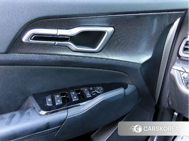 Kia Sportage 5th Generation Hybrid 2021 Белый из Кореи, фото 2