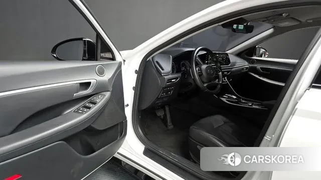 Hyundai Sonata (DN8) 2022 Белый из Кореи, фото 2