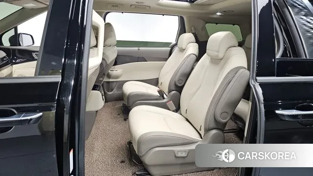 Kia The New Carnival 4th Generation 2024 Черный из Кореи, фото 2