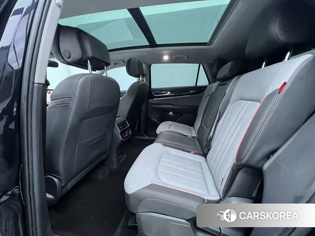 Volkswagen Tourang 2023 Черный из Китая, фото 2