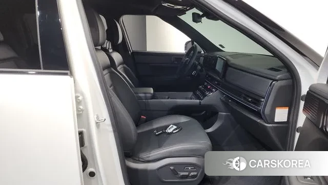 Hyundai Santa Fe (MX5) 2024 Белый из Кореи, фото 2