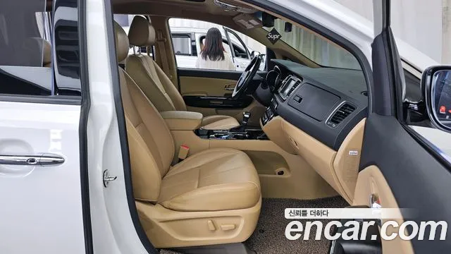 Kia The New Carnival id 2456975 из Кореи 2