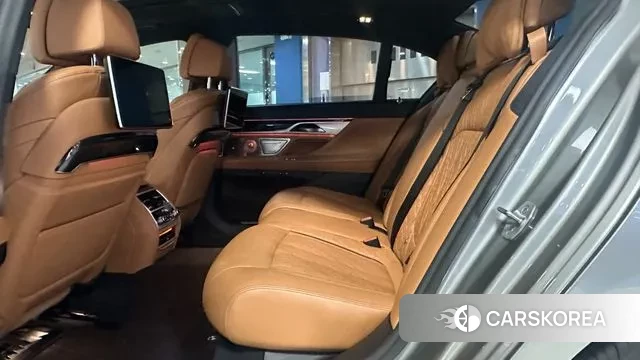 BMW 7 Series (G11) 2021 Серый из Кореи, фото 2