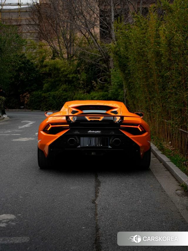 Lamborghini Huracán 2025 Оранжевый из Китая, фото 2