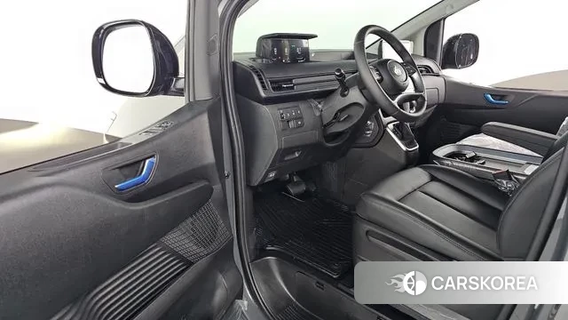 Hyundai Staria 2025 Серый из Кореи, фото 2